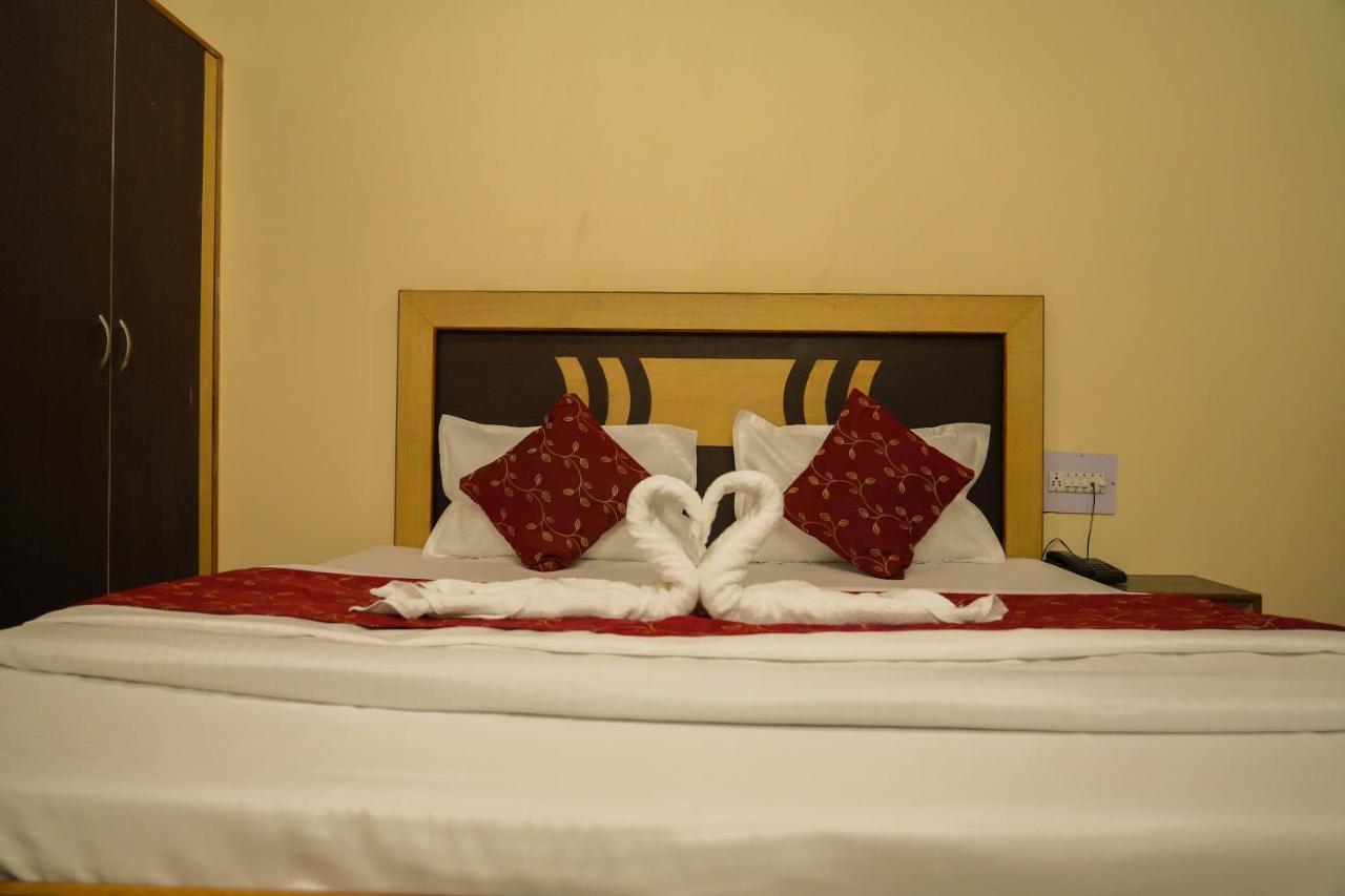 Hotel Grass Land Manali  Bagian luar foto